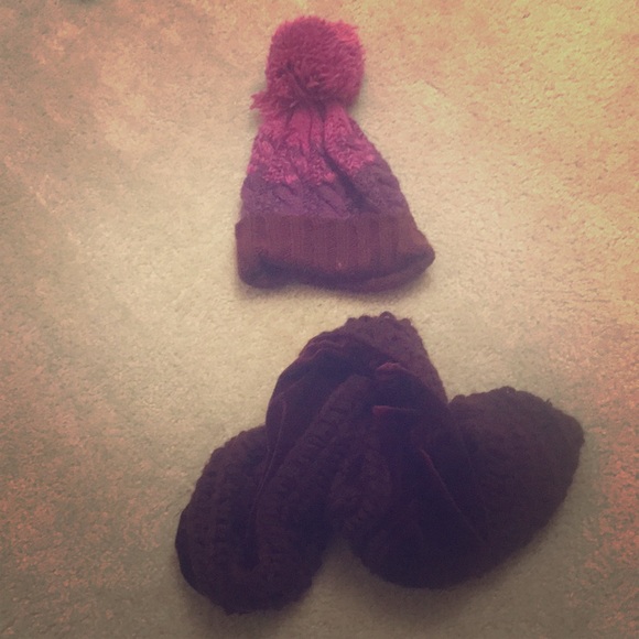 Hat and scarf. Maroon n pink - Picture 4 of 5